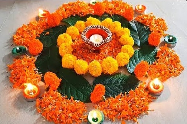 Diwali 2022 Narak Chaturdashi Special Rangoli Designs Made With Flowers