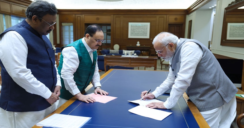 pm modi renewed his membership