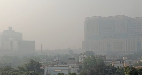 दिल्ली में वायु गुणवत्ता बिगड़ी: AQI 352 पर पहुंचा