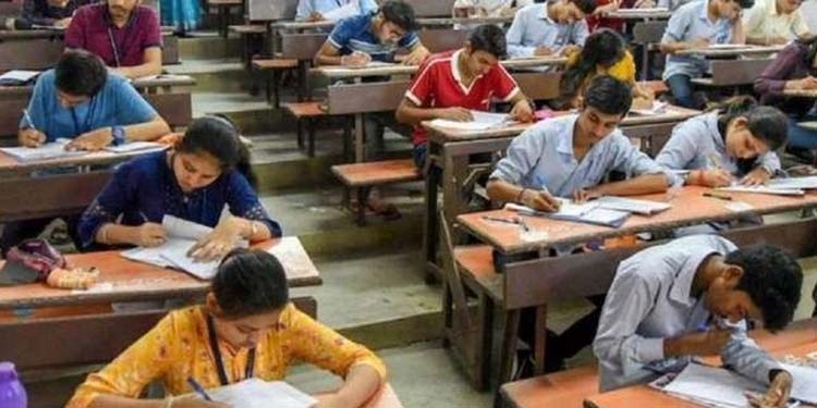 students are worried due to delay in mpsc exam